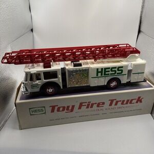 Vintage Hess toy Fire Truck Ladder Dual Sound Siren New in Box 1989